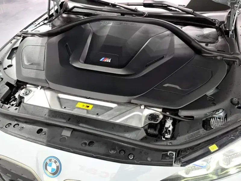 2022 BMW i4 с пробегом 119 100 км