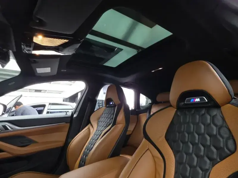2024 BMW i4 с пробегом 49 941 км