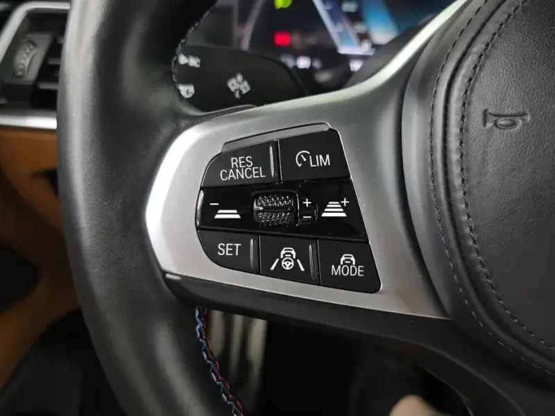 2024 BMW i4 с пробегом 49 941 км