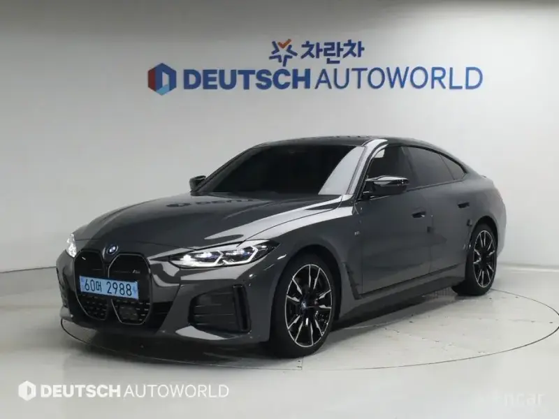 2023 BMW i4 с пробегом 76 819 км