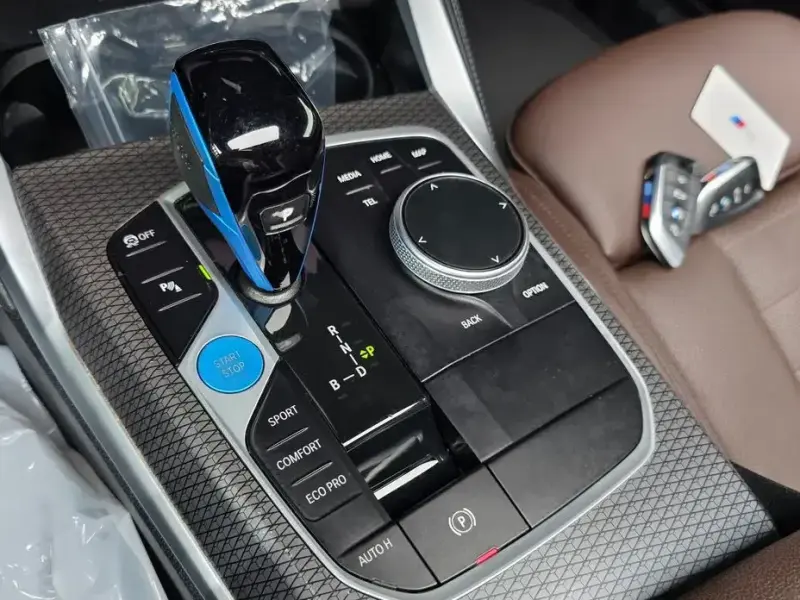 2022 BMW i4 с пробегом 46 102 км