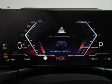2022 BMW i4 с пробегом 39 485 км