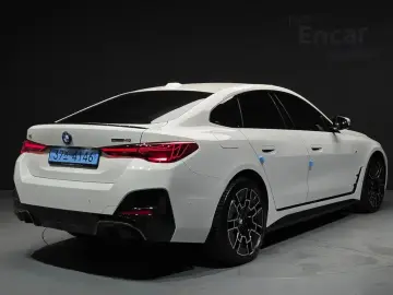 2025 BMW i4 с пробегом 17 183 км
