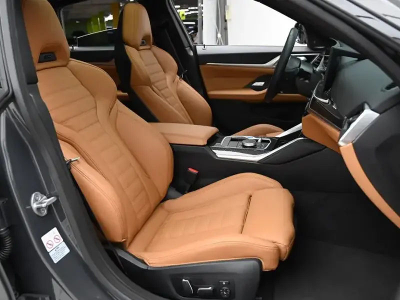 2024 BMW i4 с пробегом 10 358 км