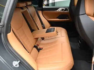 2024 BMW i4 с пробегом 10 358 км
