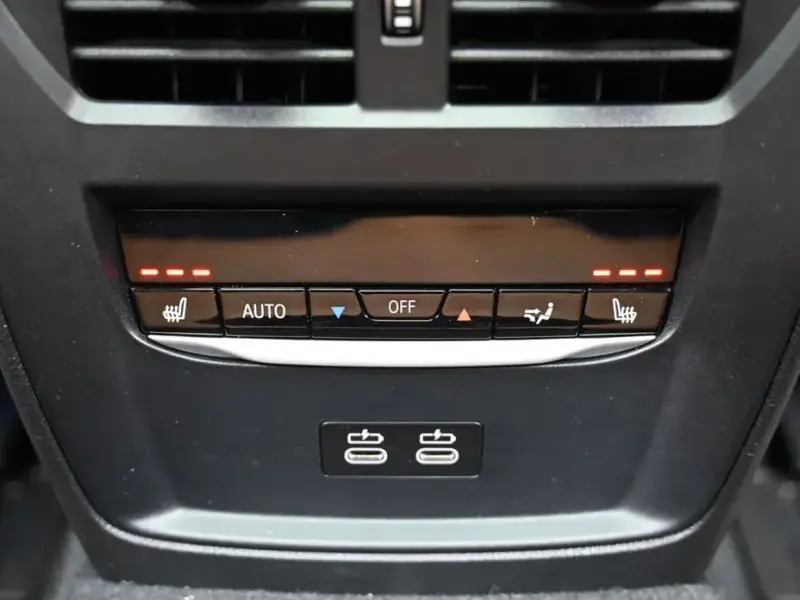 2024 BMW i4 с пробегом 10 358 км