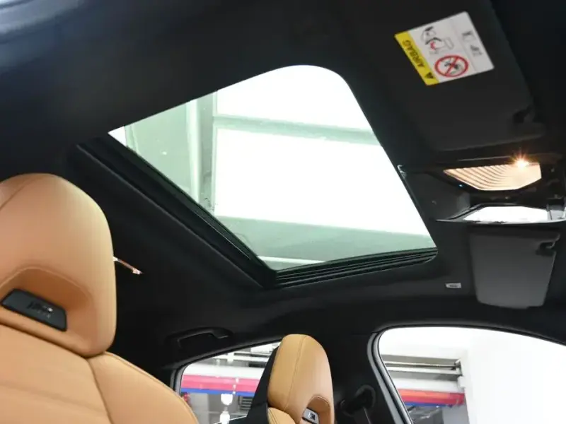 2024 BMW i4 с пробегом 10 358 км