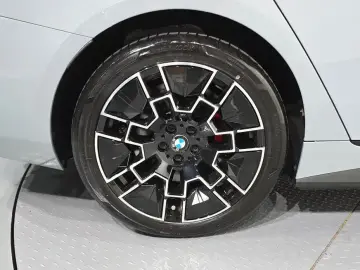 2025 BMW i4 с пробегом 4 446 км