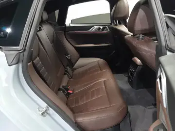 2025 BMW i4 с пробегом 4 446 км