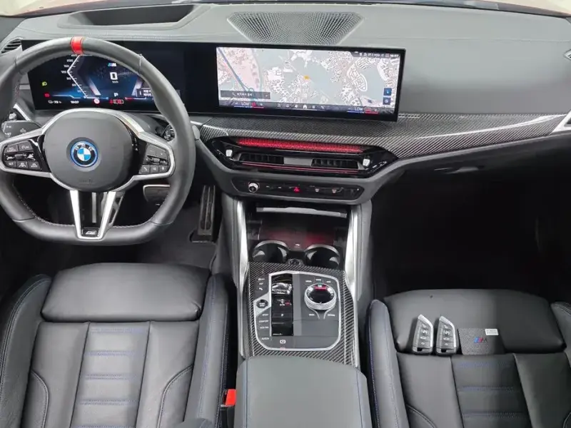2025 BMW i4 с пробегом 4 333 км