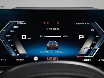2024 BMW i4 с пробегом 36 983 км
