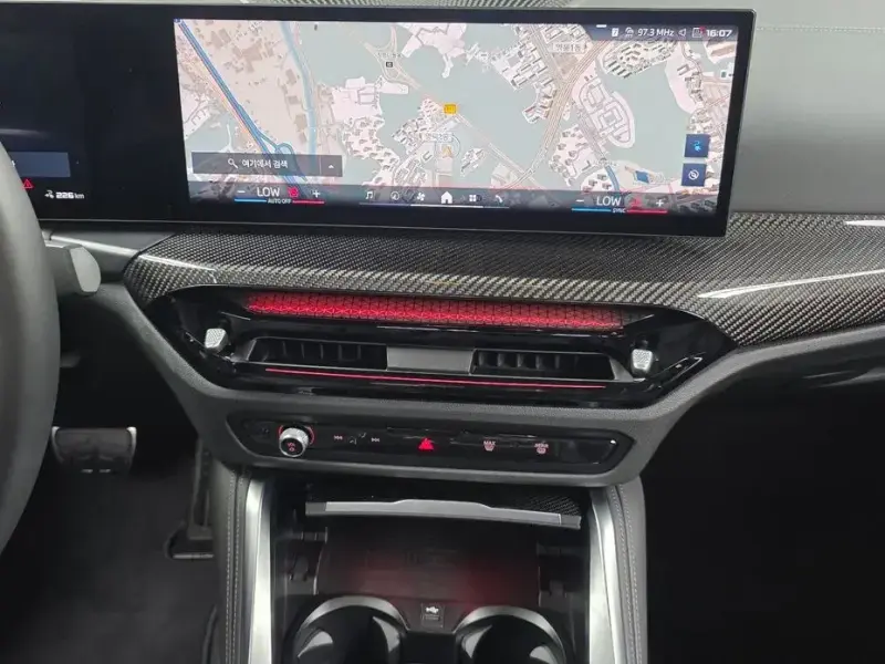 2025 BMW i4 с пробегом 4 333 км