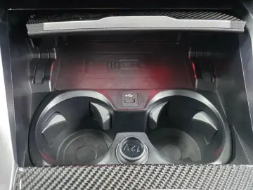 2025 BMW i4 с пробегом 4 333 км