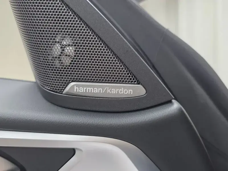2025 BMW i4 с пробегом 4 333 км