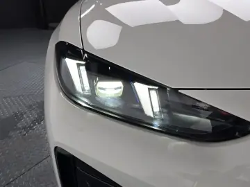 2025 BMW i4 с пробегом 12 780 км