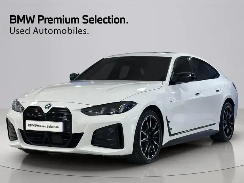 2025 BMW i4 с пробегом 19 541 км