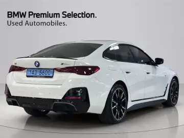 2025 BMW i4 с пробегом 19 541 км