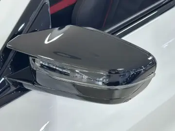 2025 BMW i4 с пробегом 19 541 км