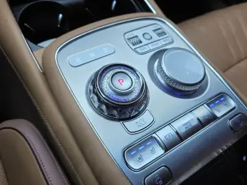 2023 Genesis G90 с пробегом 59 665 км
