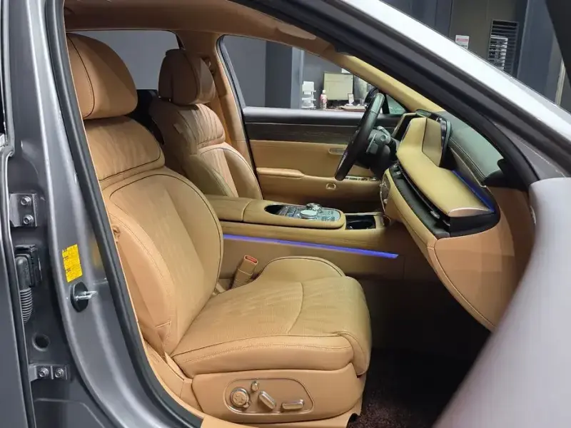2023 Genesis G90 с пробегом 59 665 км