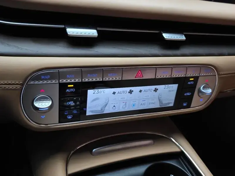 2023 Genesis G90 с пробегом 59 665 км