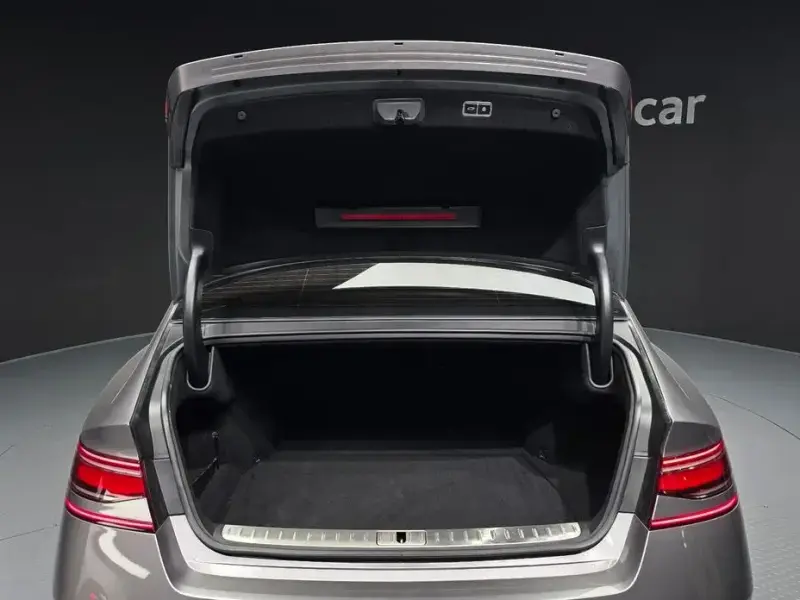 2023 Genesis G90 с пробегом 59 665 км