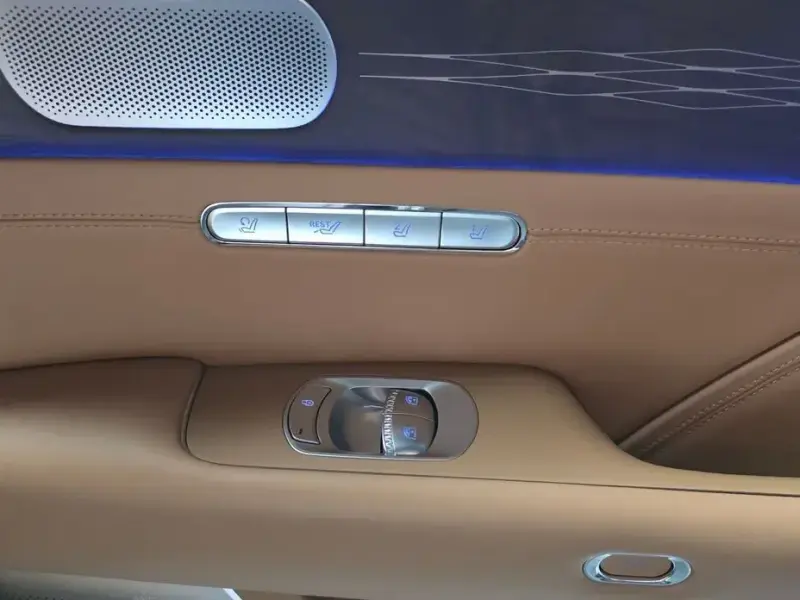 2023 Genesis G90 с пробегом 59 665 км