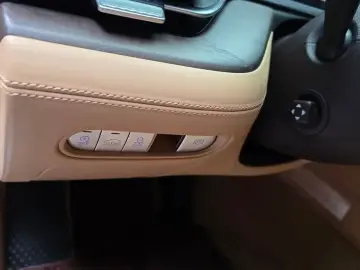 2023 Genesis G90 с пробегом 59 665 км