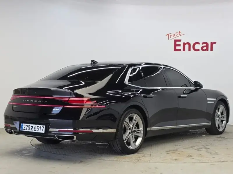 2023 Genesis G90 с пробегом 76 449 км