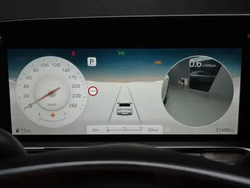 2023 Genesis G90 с пробегом 21 490 км
