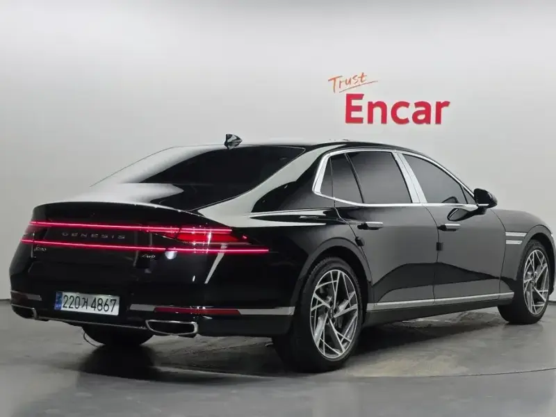 2023 Genesis G90 с пробегом 92 107 км