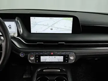2023 Genesis G90 с пробегом 72 992 км