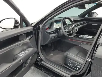 2023 Genesis G90 с пробегом 91 388 км