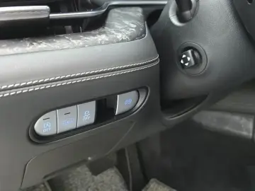 2023 Genesis G90 с пробегом 43 265 км