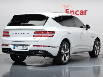 2023 Genesis GV80 с пробегом 47 749 км