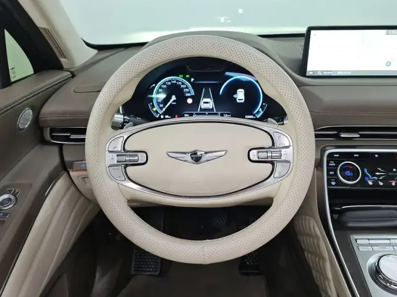 2023 Genesis GV80 с пробегом 52 886 км