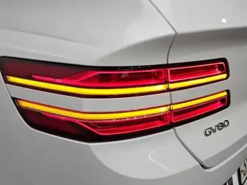 2023 Genesis GV80 с пробегом 52 886 км