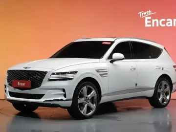 2023 Genesis GV80 с пробегом 13 864 км