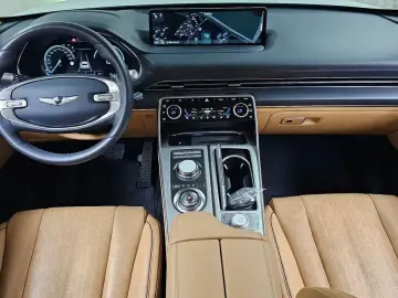 2023 Genesis GV80 с пробегом 48 966 км