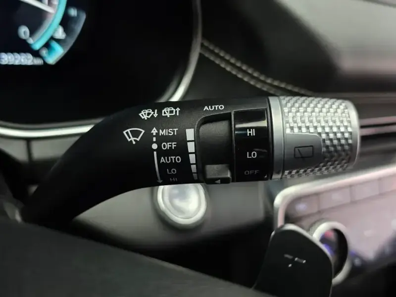 2023 Genesis GV80 с пробегом 39 262 км