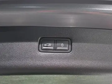 2023 Genesis GV80 с пробегом 39 262 км