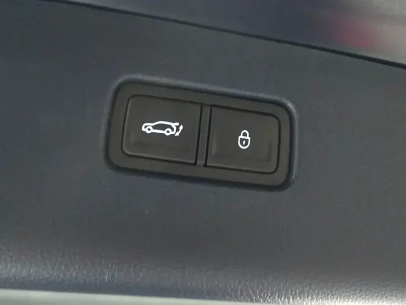 2023 Genesis GV80 с пробегом 36 093 км