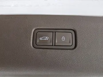 2023 Genesis GV80 с пробегом 25 275 км