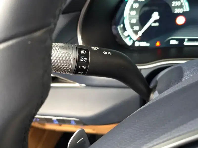 2023 Genesis GV80 с пробегом 36 093 км