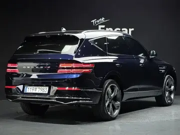 2023 Genesis GV80 с пробегом 40 424 км