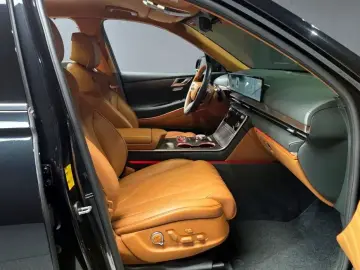2023 Genesis GV80 с пробегом 33 150 км