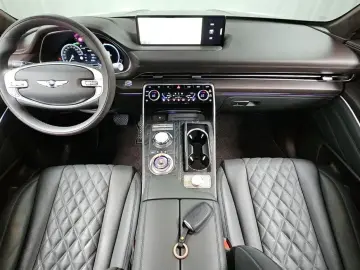 2023 Genesis GV80 с пробегом 29 121 км