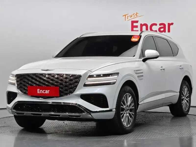 2023 Genesis GV80 с пробегом 30 504 км