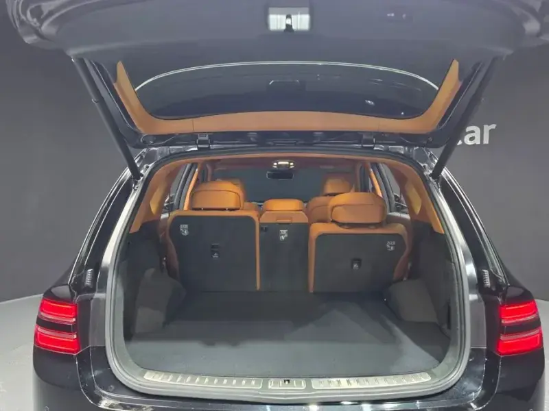 2023 Genesis GV80 с пробегом 33 150 км