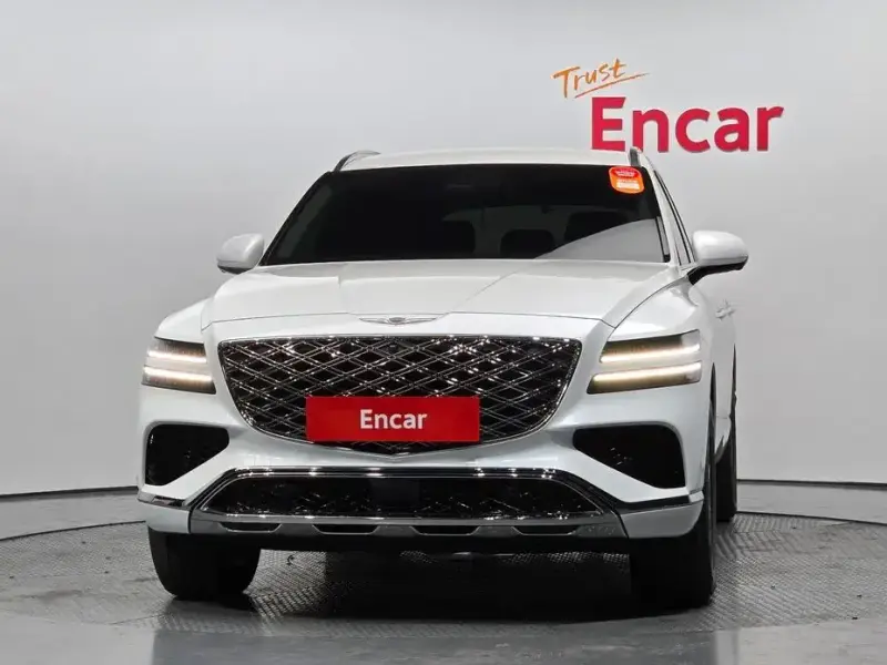 2023 Genesis GV80 с пробегом 30 504 км